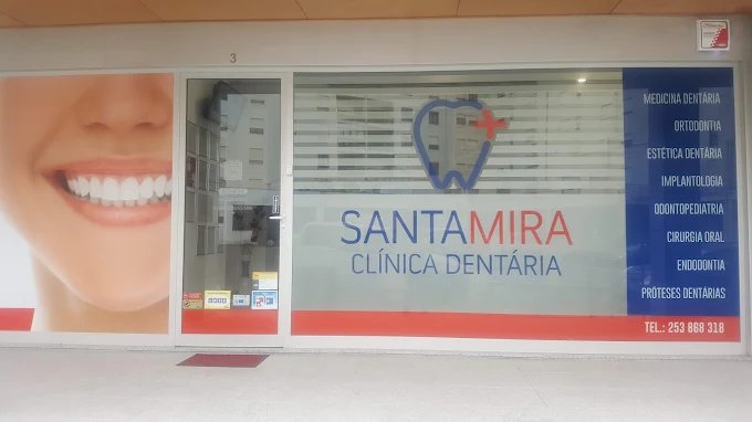 Fachada da Clínica Santamira